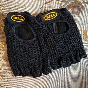 Crochet leather fingerless gloves